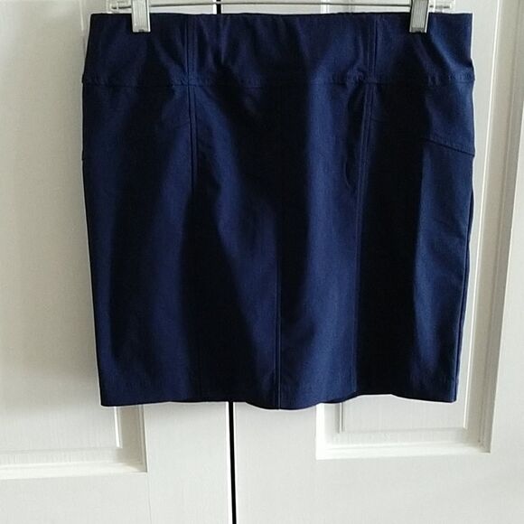 Simply Vera skirt  - Picture 1 of 7